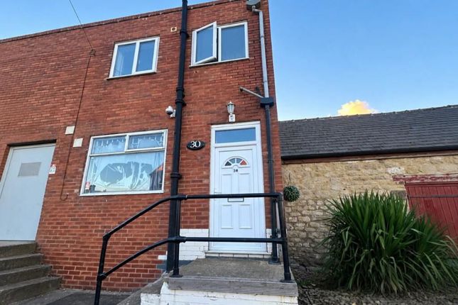 2-bed flat on Co-Operative Flat,, 30 Church Street, Doncaster, £50,000