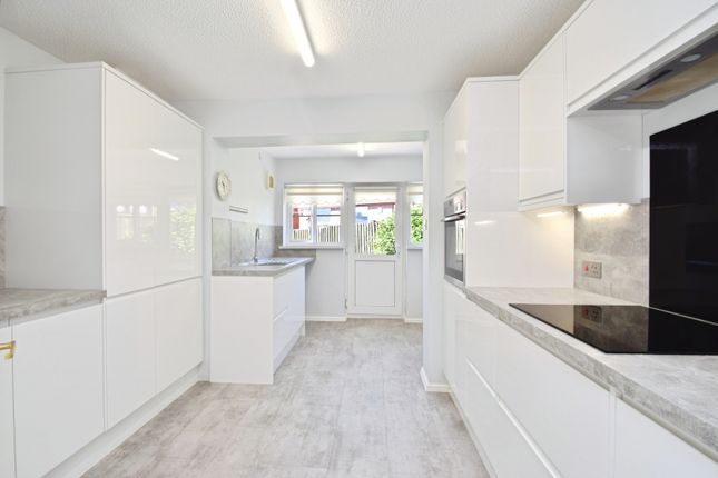 11, Chapel Road, Swansea photo 4