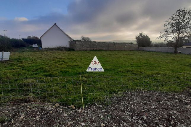 Thumbnail Land for sale in Douvrend, Haute-Normandie, 76630, France