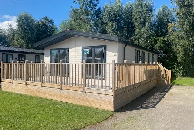Thumbnail Lodge for sale in St Andrews, Tydd St Giles, Wisbech, Cambridgeshire, 5Nz