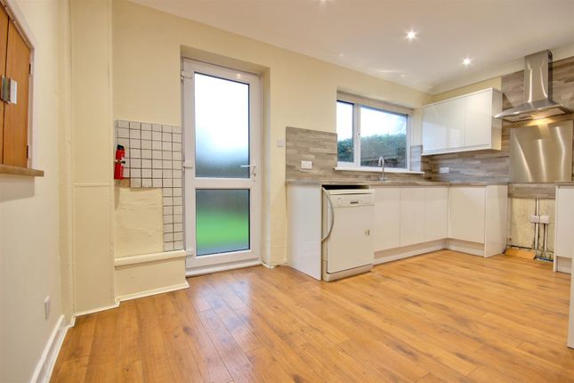 7, Brantingham Close, Cottingham photo 5