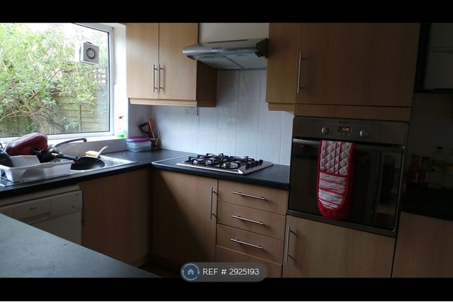 Glebewood, Bracknell, Bracknell photo 2