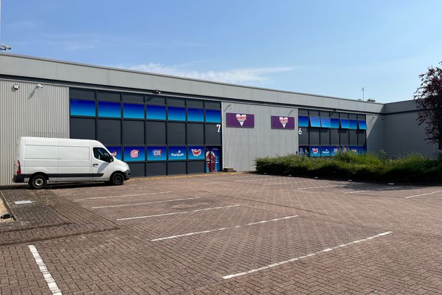 Industrial to let in Marshall Road, Hillmead, Swindon