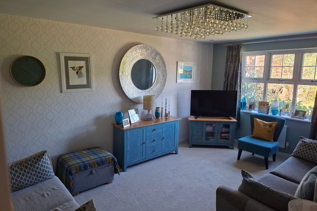 3, York Way, Northampton photo 3