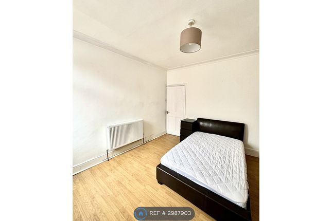 Hunter Hill Road, Sheffield photo 4