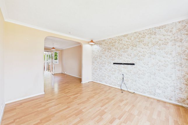 27 Cherrytree Crescent, Larkhall photo 2