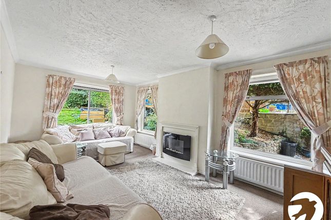 14, Toddington Crescent, Chatham photo 4