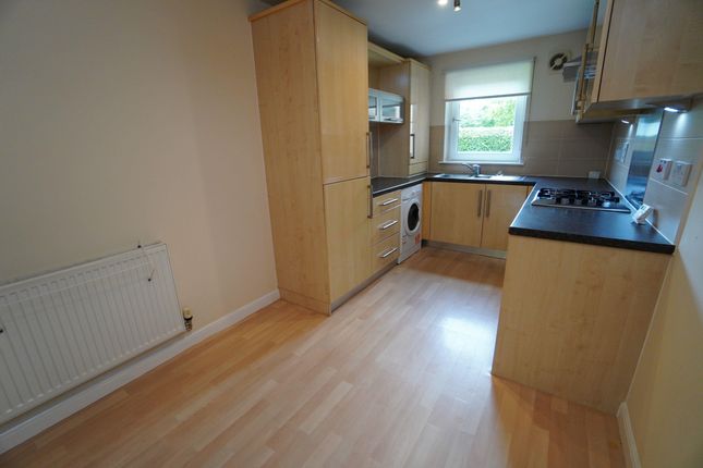 203 Kirkton Avenue, Glasgow photo 3