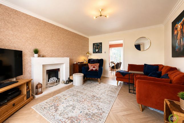 2 Brooke Close, Accrington photo 2
