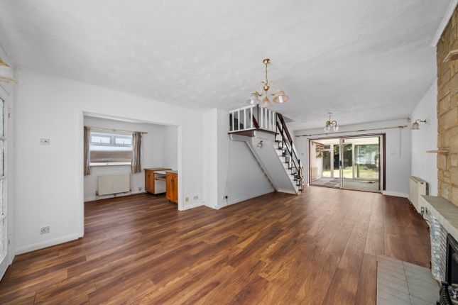 27, Link Lane, South Wallington photo 3
