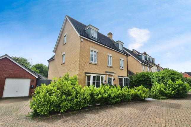 Detached house for sale in Mountford Close, Little Canfield, Dunmow CM6