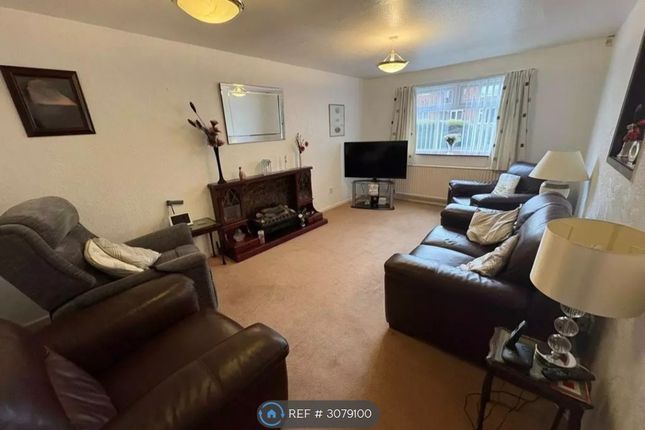 Chadderton, Oldham photo 3