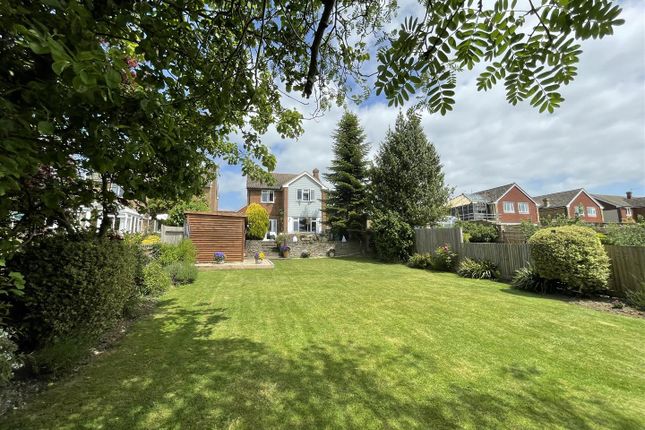 Detached house for sale in Foalhurst Close, Tonbridge