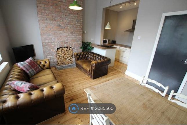Thumbnail Flat to rent in Albert Road, Manchester
