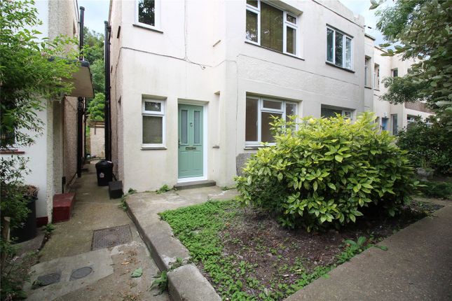 Thumbnail Flat to rent in Windmill Street, Gravesend, Kent