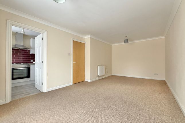 57, Chandlers Walk, Exeter photo 4