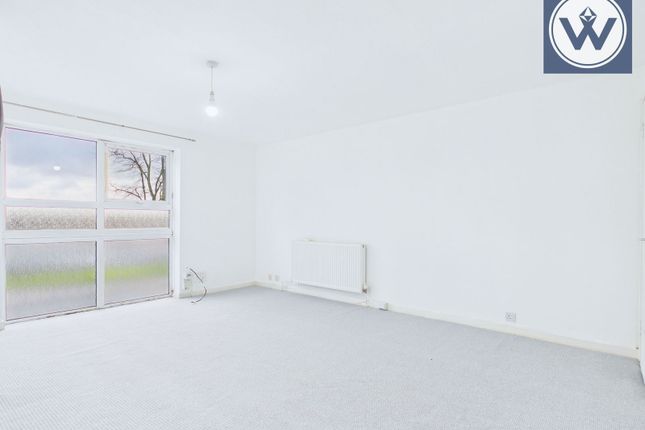 Hamilton Court,3c, Botwell Common Road, Hayes photo 2