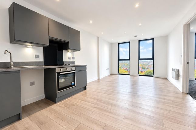 Carnaby Place, 15 Duncan Street, Salford photo 2