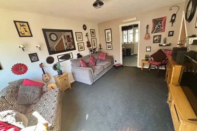 31, Uzella Park, Lostwithiel photo 3