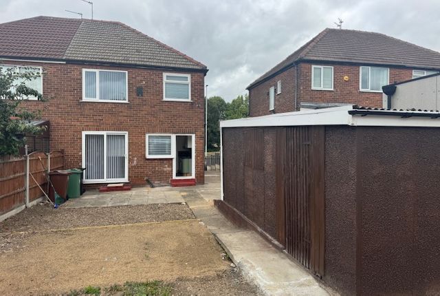 750, York Road Leeds photo 2