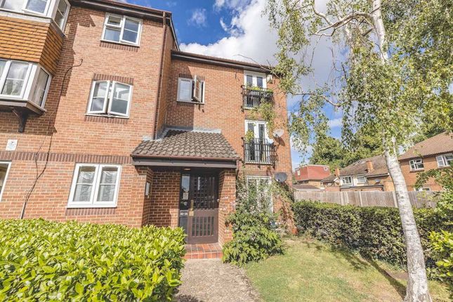 Thumbnail Flat for sale in Knowles Close, Yiewsley, West Drayton