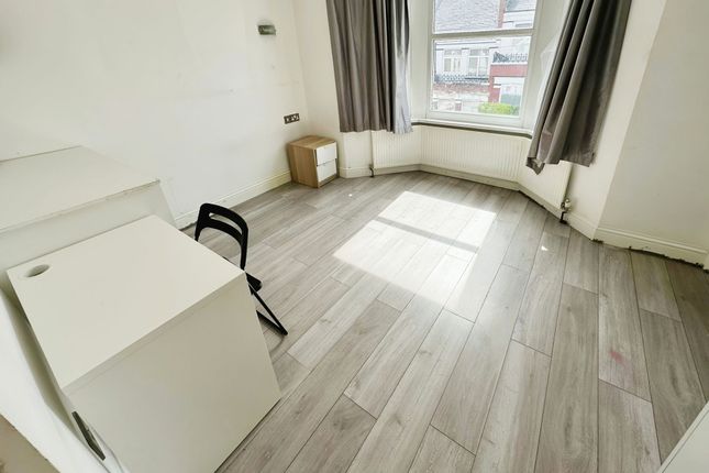 Thumbnail Room to rent in Linden Avenue, Wembley