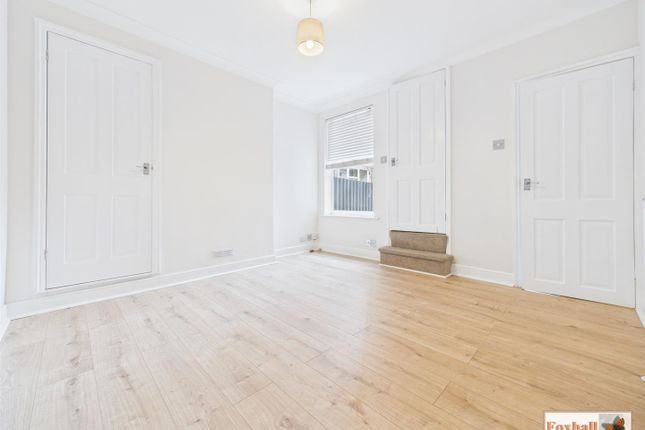 5, Rosebery Road, Ipswich photo 4