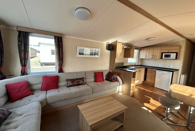 Broadway Holiday Park , Laugharne, Carmarthen photo 4