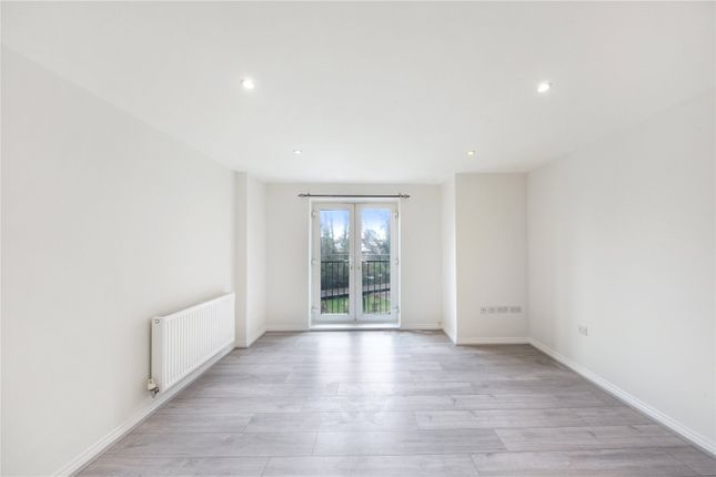 1, Weller Mews, Middlesex photo 3