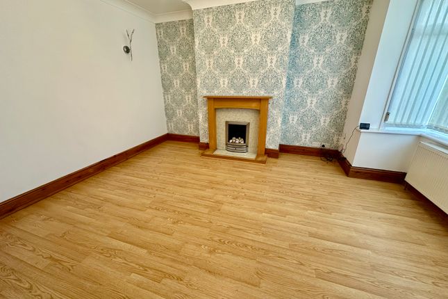 7, Cecil Avenue, DONCASTER photo 2