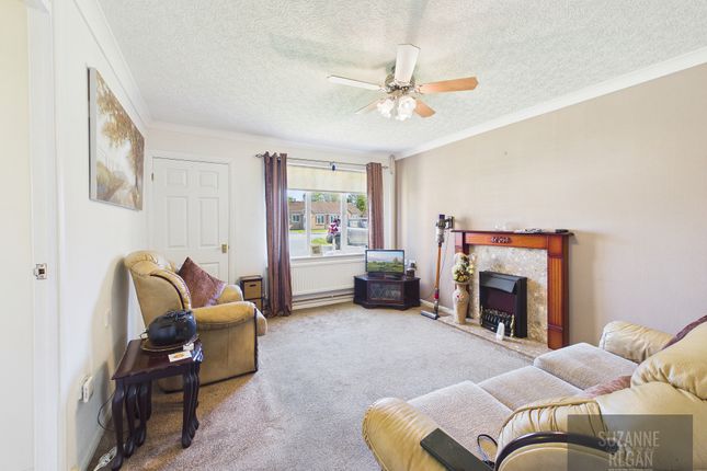 23 Prince William Close, Coventry photo 4