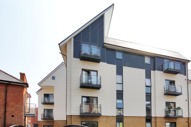 Flat for sale in Stour Street, Canterbury, Kent