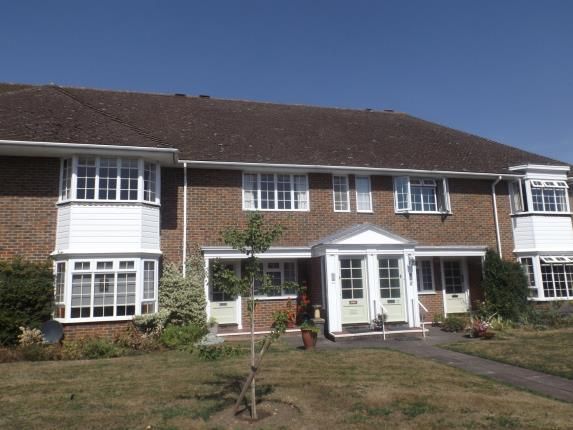 swingate 7 road farnham in Sale Farnham, for Flats Surrey  Farnham, Surrey