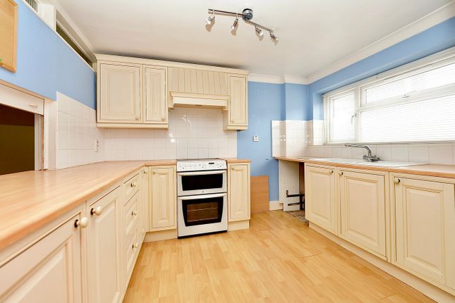 2, Abbey Rooms Lane, Huntingdon photo 4