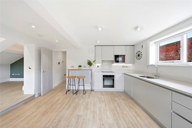 Apartment 11, 2, Lawrence Road, Altrincham photo 4