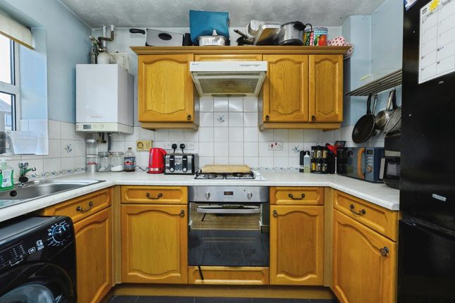 27, Angoods Lane, Chatteris photo 3