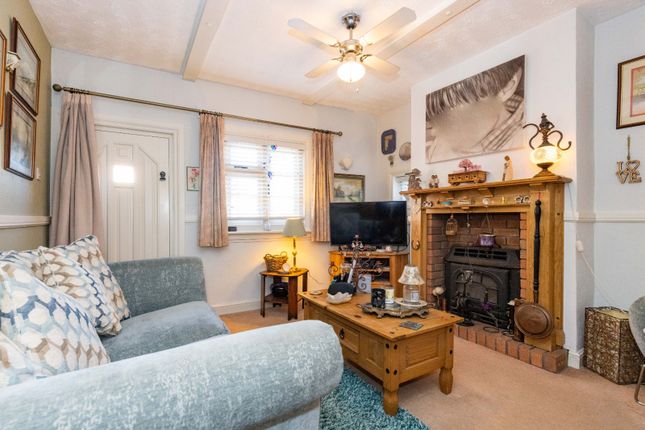 30, Spring Lane, Warwickshire photo 4