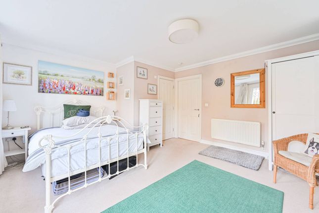 Terraced house for sale in Hayes Grove, East Dulwich, London