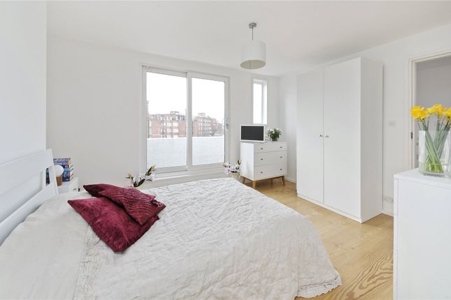 Flat for sale in Pembridge Villas, London