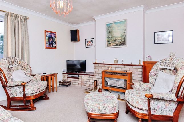 34, John Street, Kettering photo 2