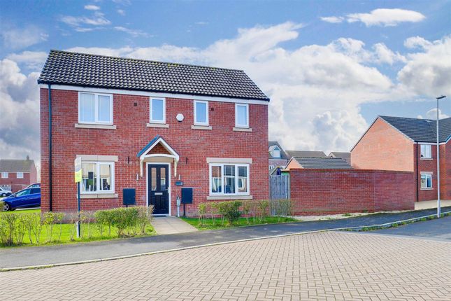 3-bed detached on 51 Kingfisher Road, Nottingham, £280,000