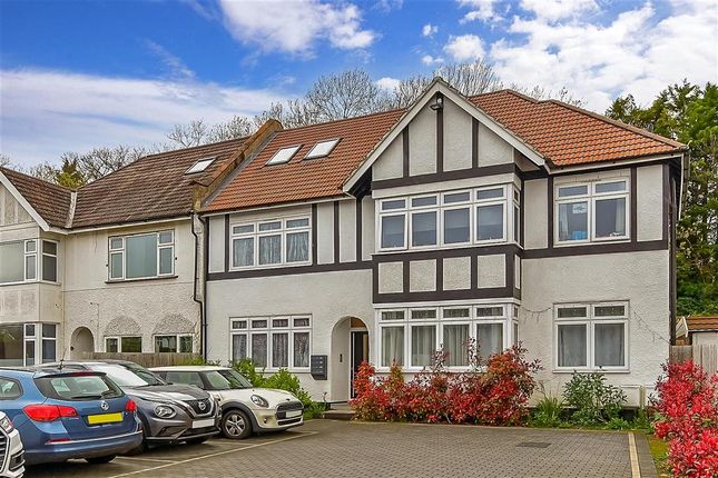 Thumbnail Flat for sale in Brighton Road, Coulsdon, Surrey