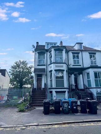 2-bed flat on Flat 3,, 365 Anlaby Road, Hull, £30,000