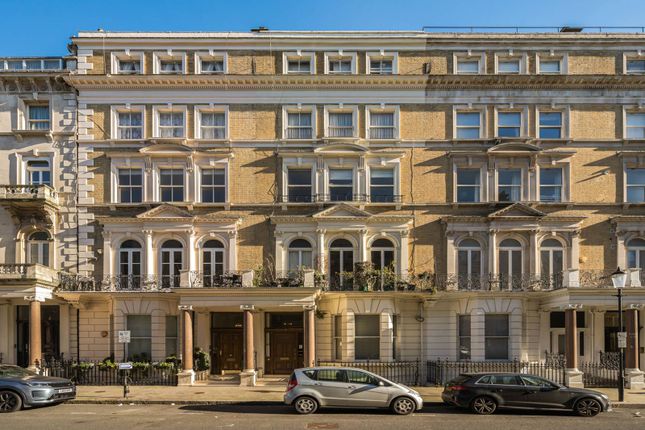 Studio to rent in De Vere Gardens, South Kensington, London