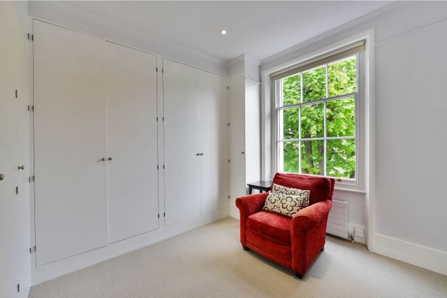 Detached house to rent in Clifton Hill, London