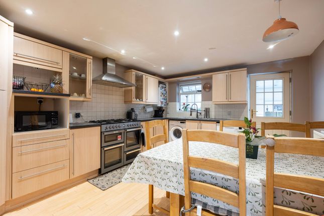 18 Copenhagen Way, Norwich photo 2
