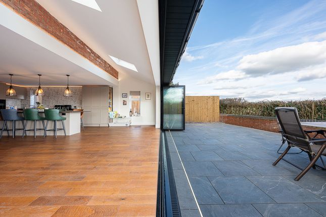 3 Mayfield Blue Stone Lane, Ormskirk photo 5
