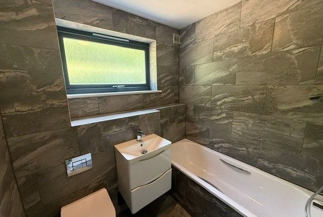 113, Hillside Road, Whyteleafe photo 4