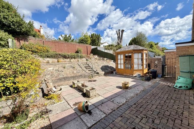 6, Jarvis Close, Exmouth photo 2