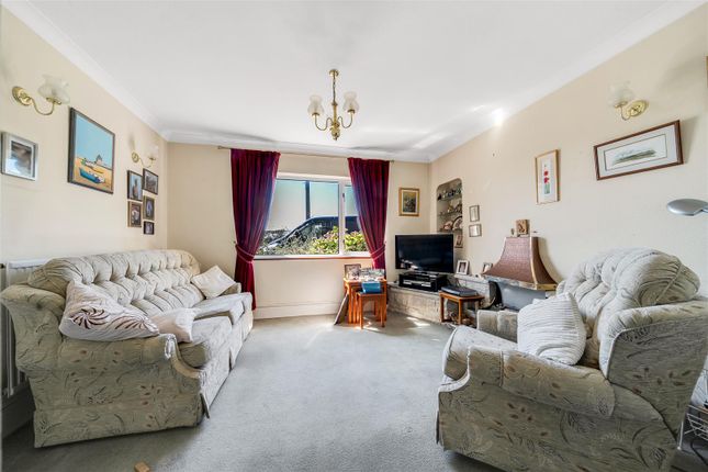 14, St. Georges Road, Portland photo 2